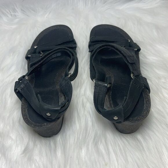 Teva Ysidro Black Leather Wedge Strappy Sandals Sz 8 - Picture 3 of 6